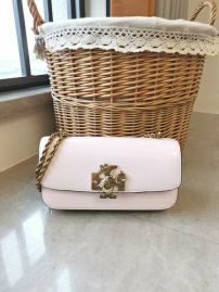 Picture of Tory Burch Lady Handbags _SKUfw156886046fw